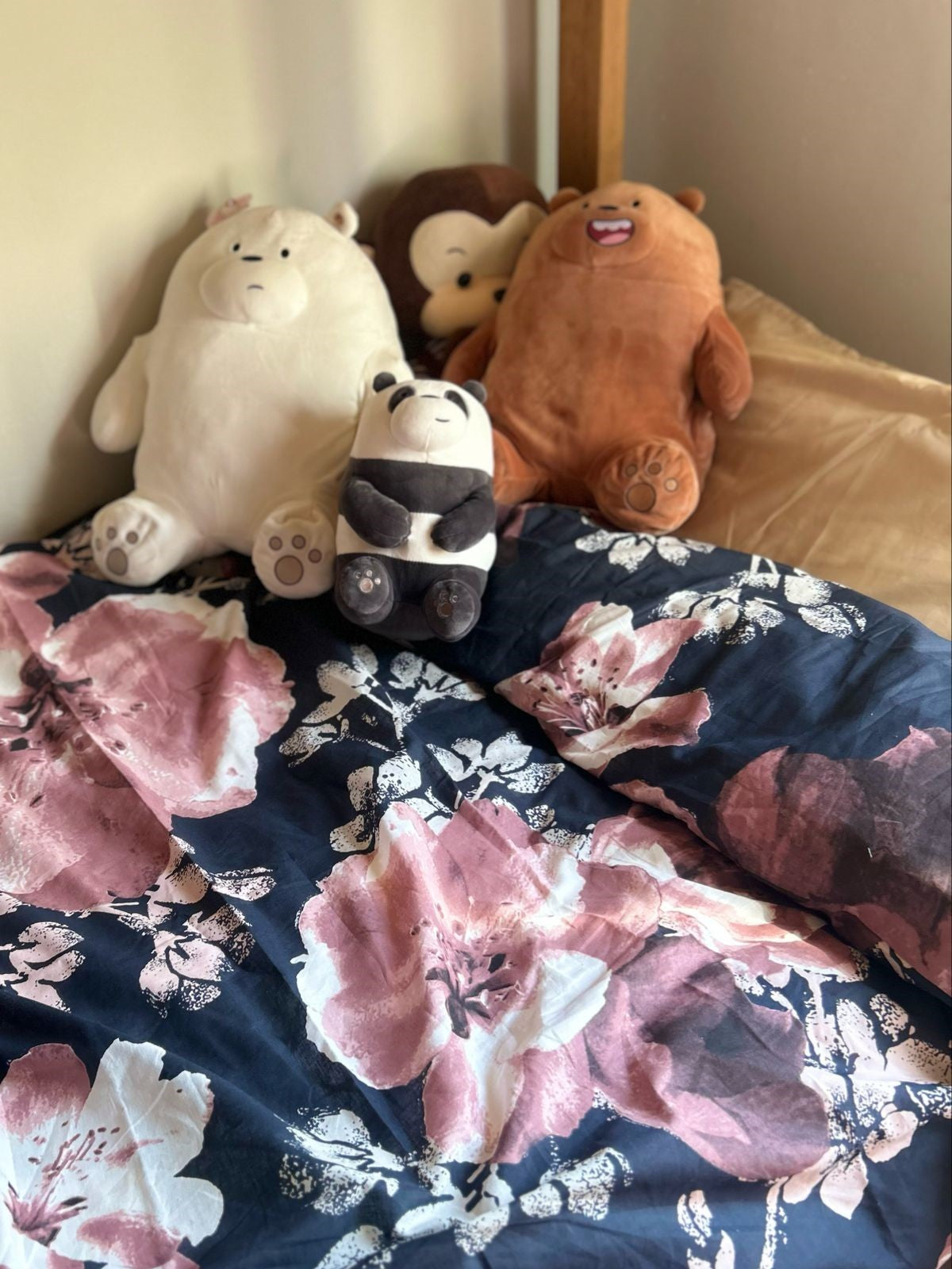 Black Floral-Bedsheet set