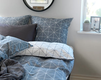 White Graph -Bedsheet set