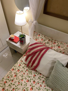 oh dear strawberries -3 PIECE Bedsheet set