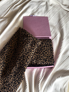LEOPARD PRINT TOWEL