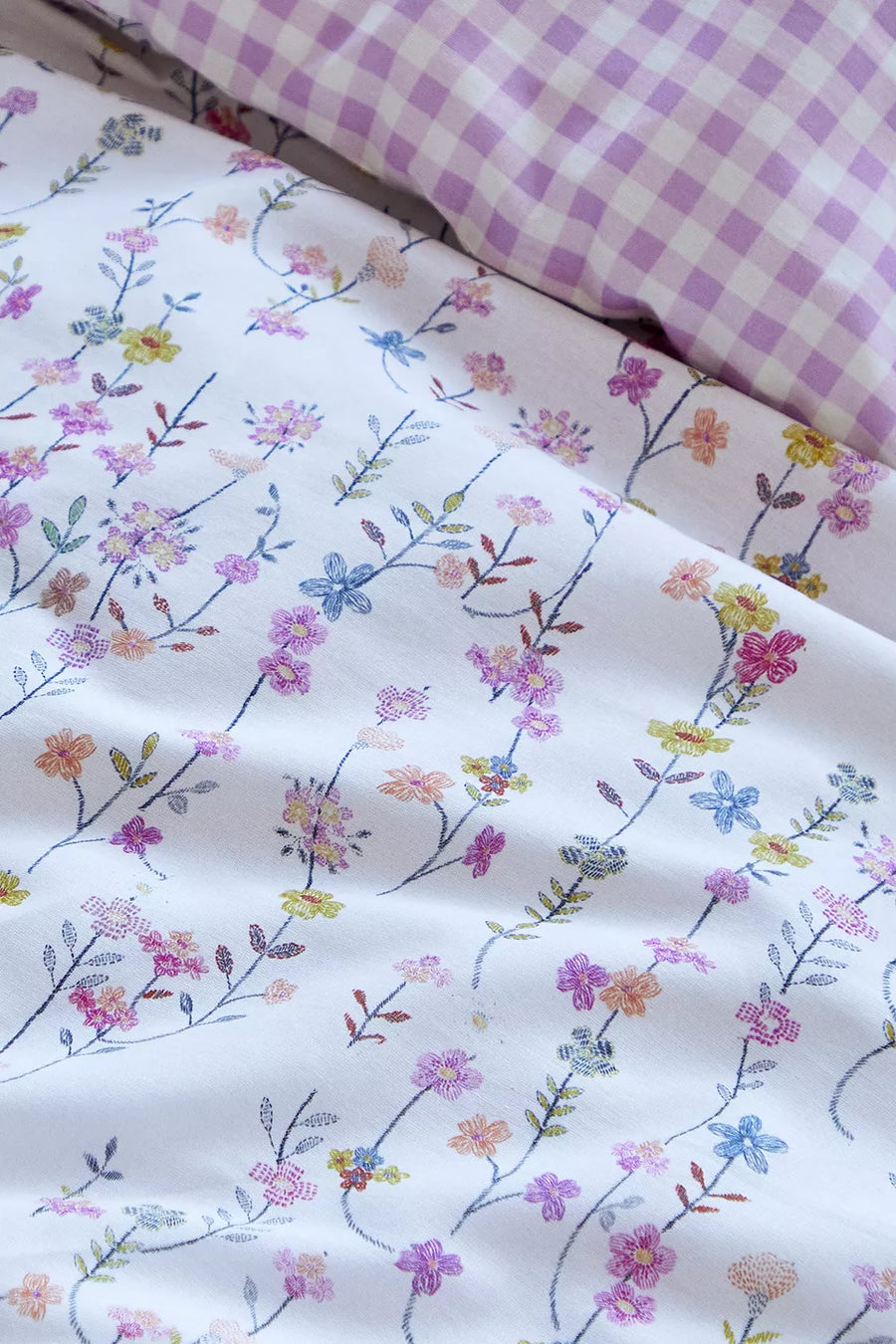 Trailing Flowers-Duvet Cover