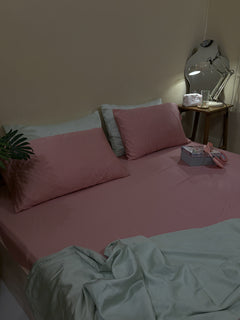 Solid Pink Sateen (PREMIUM)