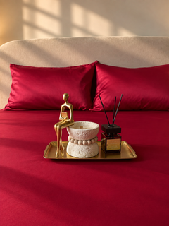 Silk Red (Premium)