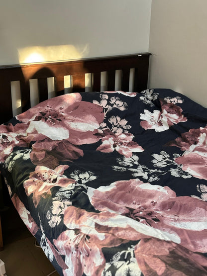 Black Floral-Bedsheet set