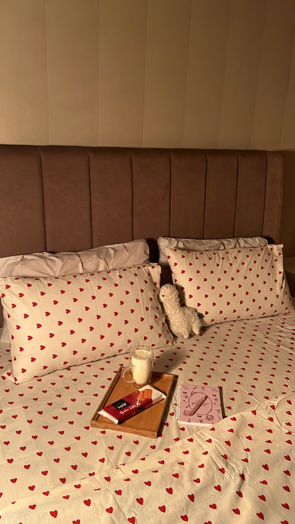 Full Of Hearts - Bedsheet set (5 FOR 16k)