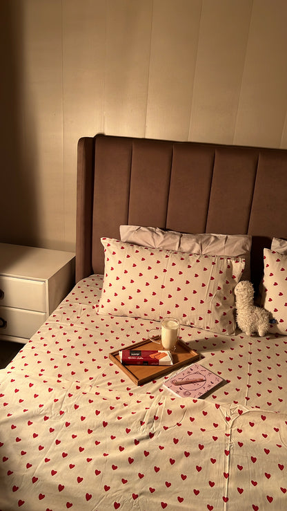 Full Of Hearts-Bedsheet Set