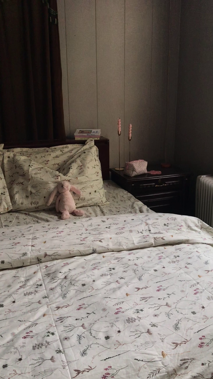 White Floral - Bedsheet set (5 FOR 16k)