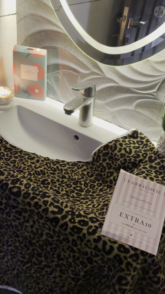 LEOPARD PRINT TOWEL
